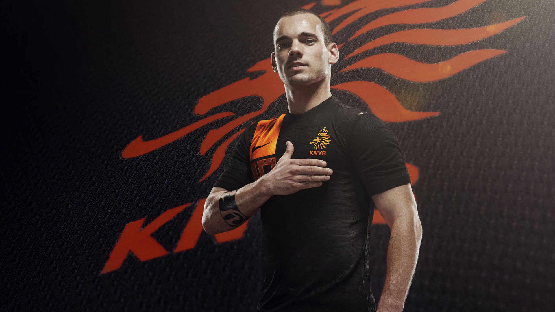 教练组战术会议频繁寻找突破口提升比赛执行力，教练布置战术